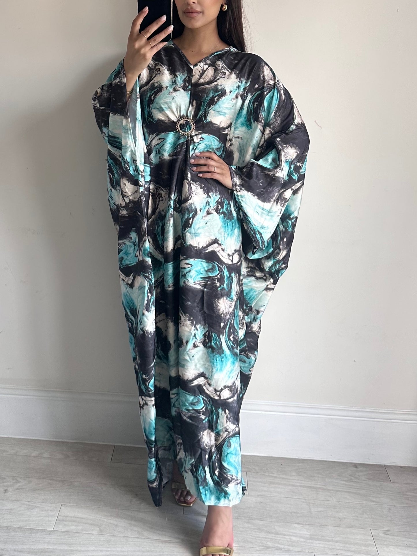 Blue Black Marble Satin Print Brooch Kaftan