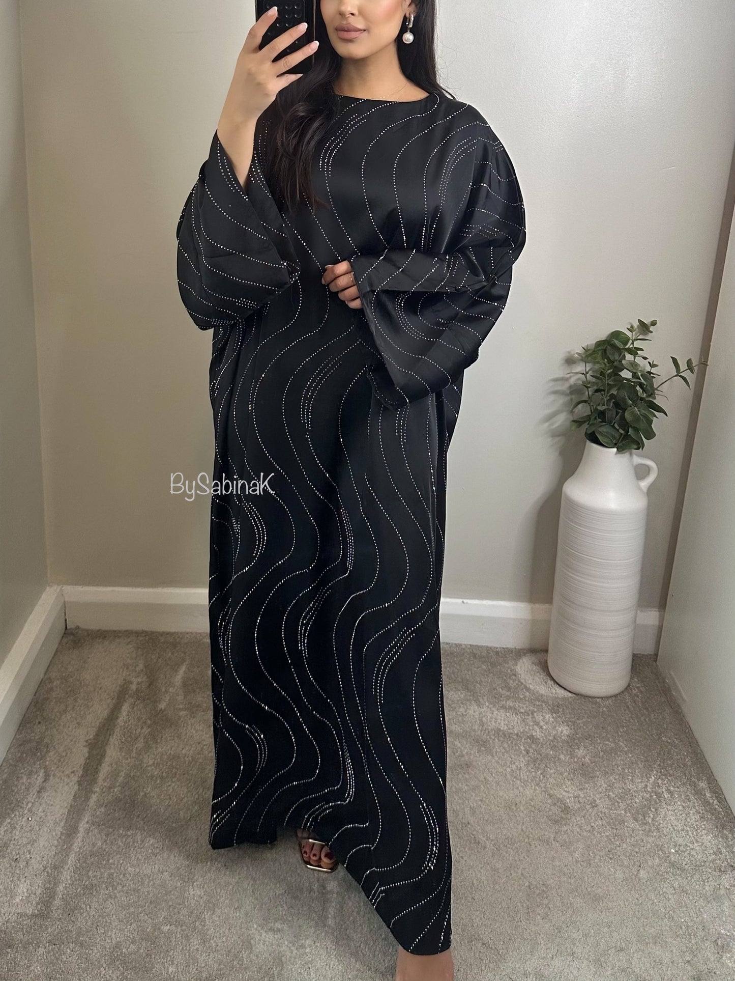 Black Swirl Sequin Details Kaftan Abaya