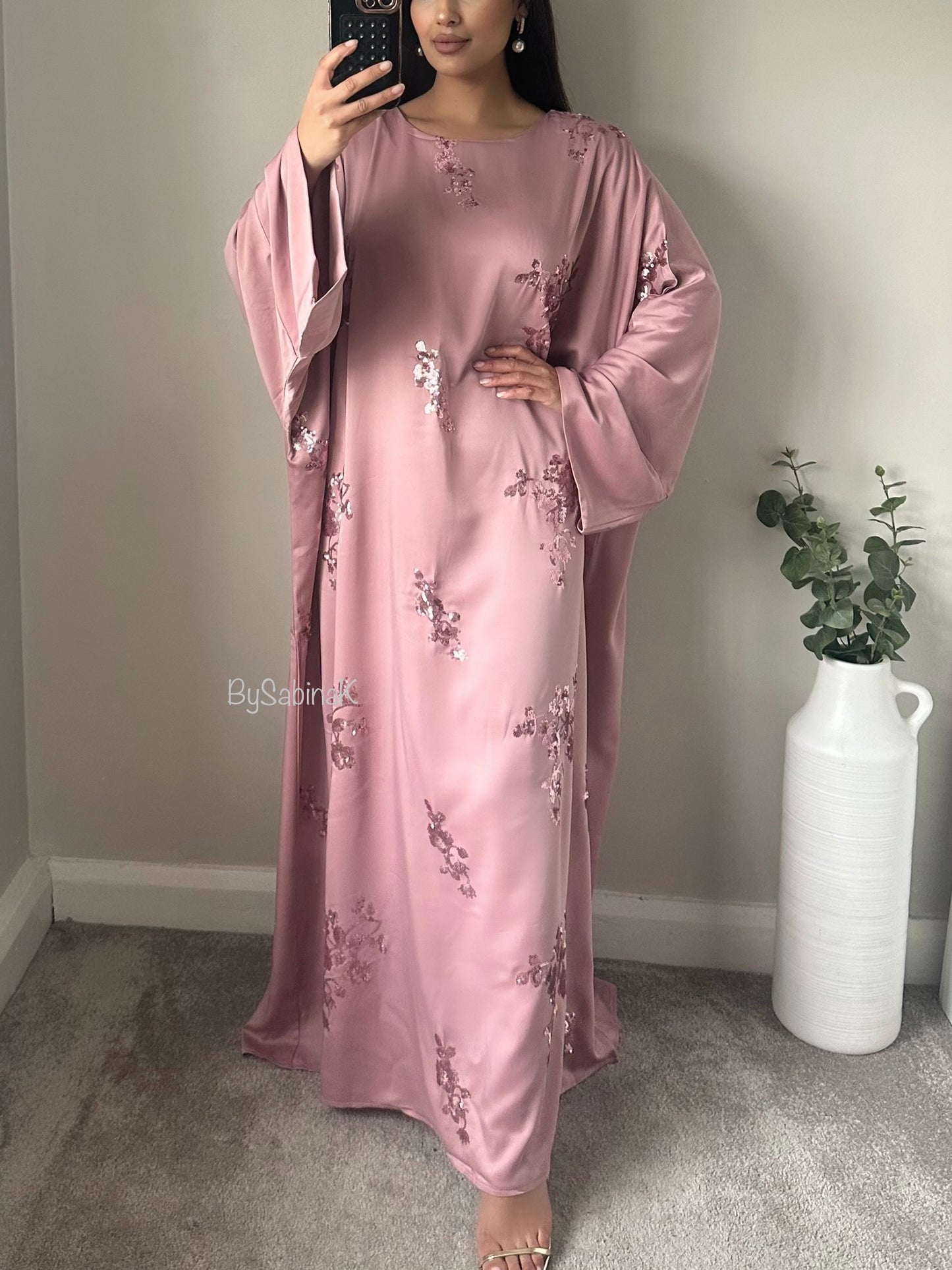 Pink Satin Floral Sequin Details Kaftan Abaya